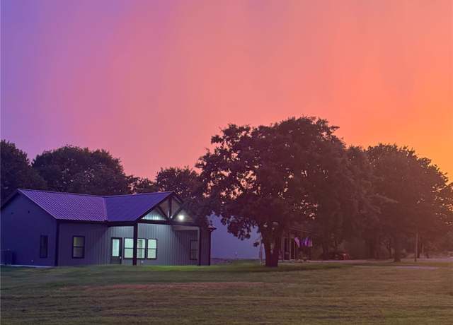 Property at 430254 E 1146 Rd, Porum, OK 74455, 3 beds, 2 baths