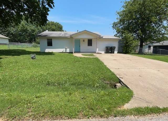 Property at 1210 W State St N, Collinsville, OK 74021, 5 beds, 2 baths