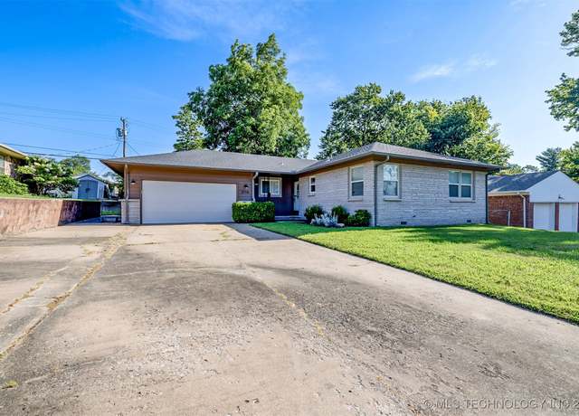 Property at 3715 E 39th St, Tulsa, OK 74135, 3 beds, 2 baths