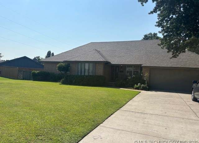 Property at 5612 E 36th St, Tulsa, OK 74135, 3 beds, 2.5 baths