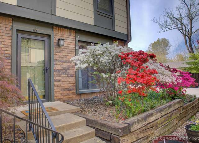 Property at 209 W 17th St, Tulsa, OK 74119, 2 beds, 1.5 baths