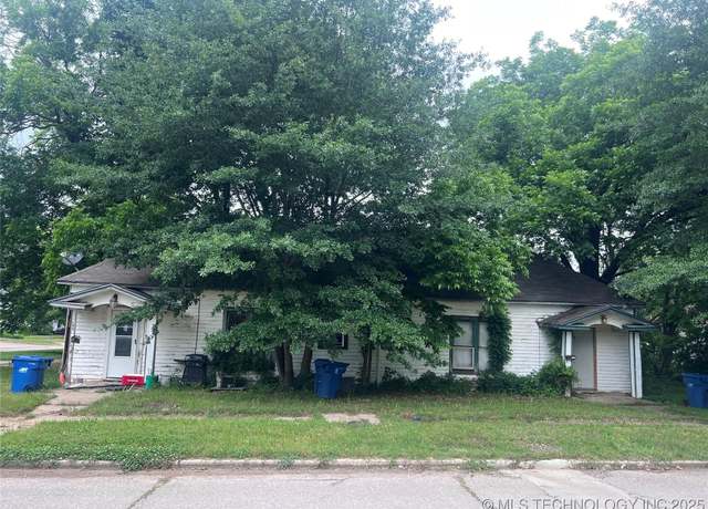 Property at 601 E Seneca, Mcalester, OK 74501, 3 beds, 2 baths