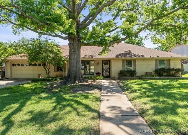 Property at 5929 S 72nd EastAvenue, Tulsa, OK 74145, 3 beds, 2 baths