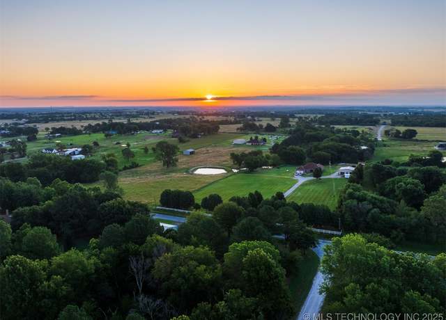 Property at 1 E 164th St S, Coweta, OK 74429