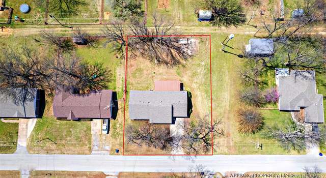 Photo of 702 S Hammack, Wynnewood, OK 73098