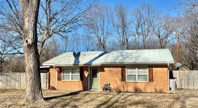 Photo of 105 W Choctaw Ave, Savanna, OK 74565