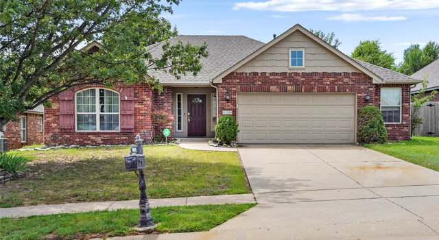 Photo of 8324 S Gardenia Ave, Broken Arrow, OK 74011