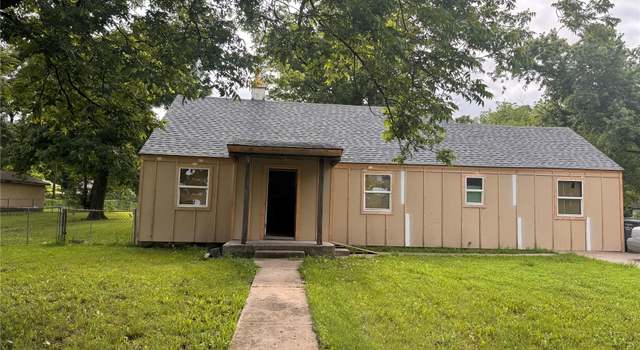 Photo of 119 N Gray St, Chouteau, OK 74337
