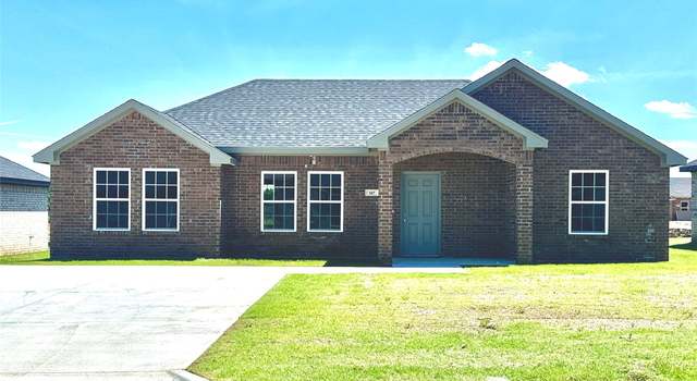 Photo of 507 Sweet Pea Ln, Madill, OK 73446
