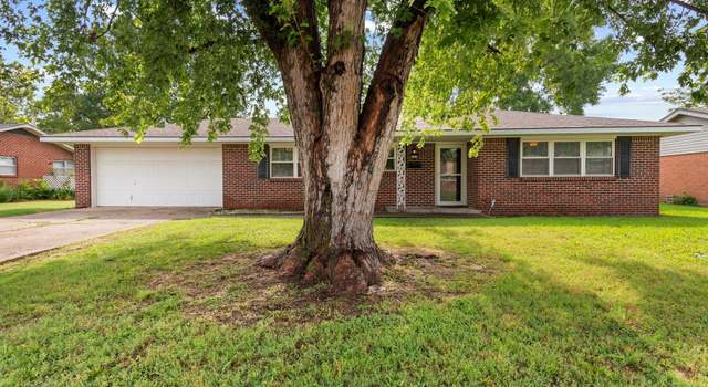 Photo of 404 S Barclay Ave, Dewey, OK 74029