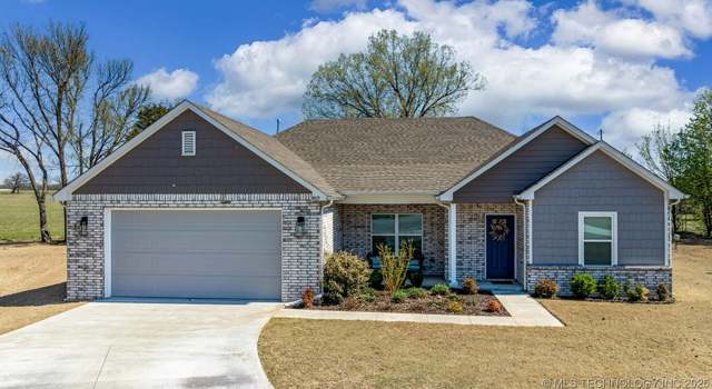 Photo of 409 Fairway Cir, Grove, OK 74344