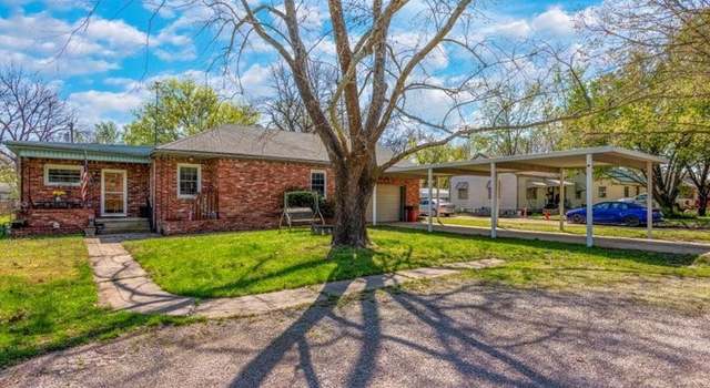 Photo of 323 S Sycamore St, Nowata, OK 74048