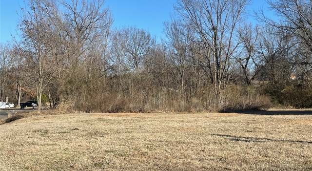 Photo of 1213 Tamaroa St, Muskogee, OK 74401