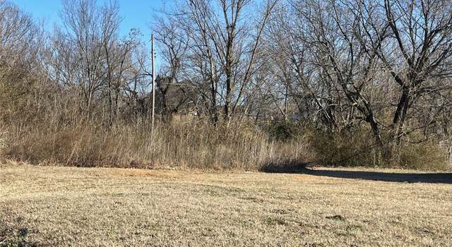 Photo of 1213 Tamaroa St, Muskogee, OK 74401