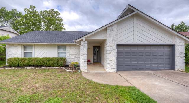 Photo of 3010 S Narcissus Pl, Broken Arrow, OK 74012