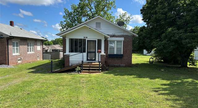 Photo of 509 Poplar St, Fort Gibson, OK 74434