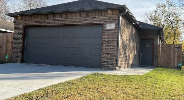 Photo of 750 E Queen Pl, Tulsa, OK 74106