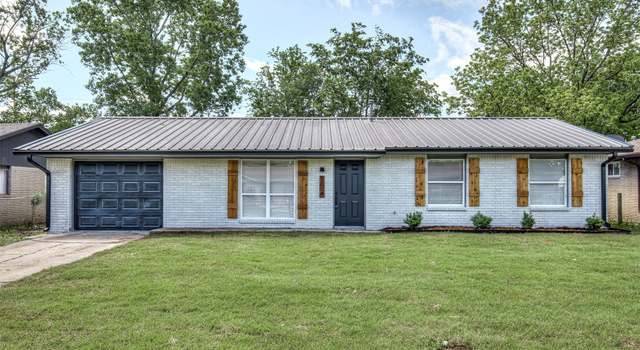 Photo of 2014 E 61st Pl, Tulsa, OK 74130