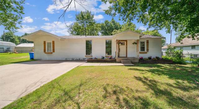 Photo of 210 NW 4th St, Checotah, OK 74426