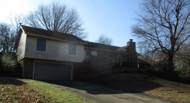 Photo of 2009 Tanglewood Ln, Muskogee, OK 74403