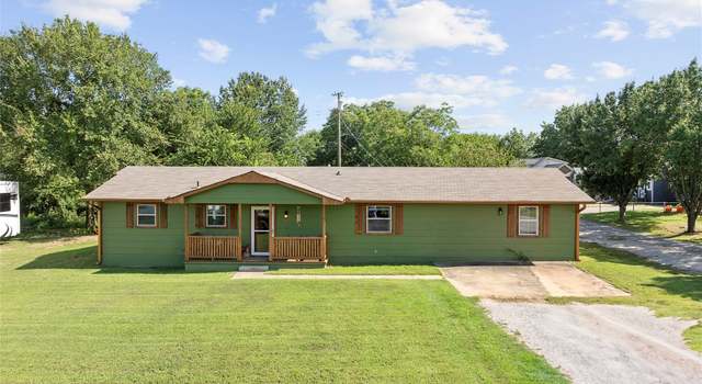 Photo of 121 Lamar St, Healdton, OK 73438