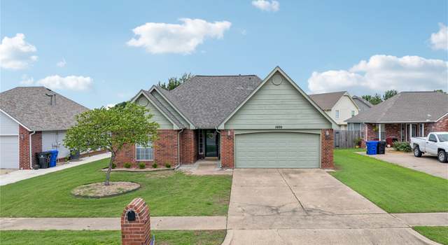 Photo of 1600 S Ironwood Ave, Broken Arrow, OK 74012