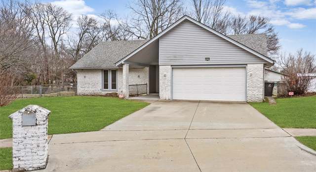 Photo of 613 E Toledo Pl, Broken Arrow, OK 74012