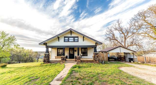Photo of 314 Cleveland St, Pawnee, OK 74058