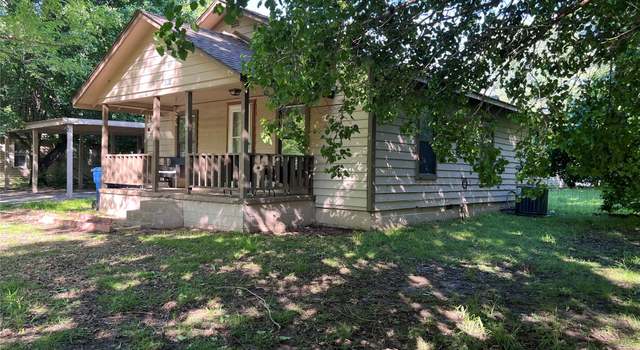 Photo of 202 S Elm St, Chelsea, OK 74016