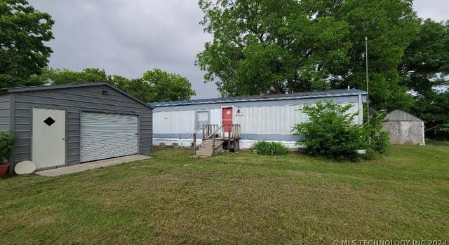 Photo of 409 S Willow St, Nowata, OK 74048