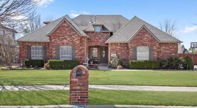 Photo of 2920 N Lions Dr, Broken Arrow, OK 74012