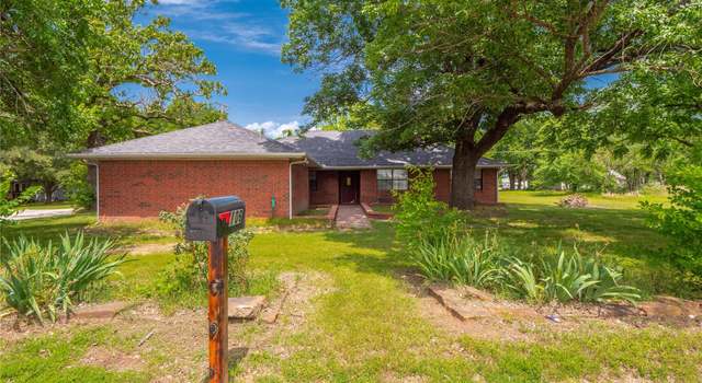 Photo of 106 4th St, Stuart, OK 74570