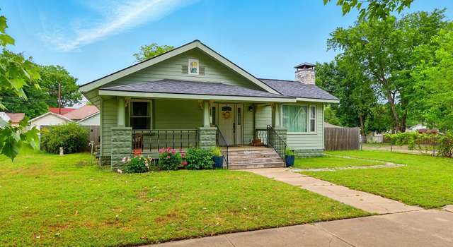 Photo of 920 SE Delaware Ave, Bartlesville, OK 74003
