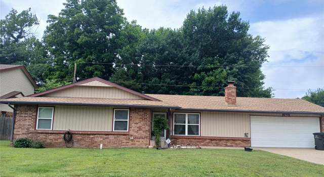Photo of 1901 S Santa Fe Pl, Bartlesville, OK 74003