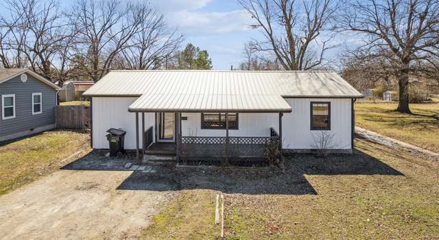 Photo of 623 W 3rd St, Skiatook, OK 74070