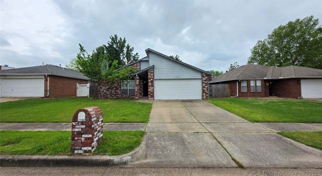 Photo of 1709 W Ft Worth St, Broken Arrow, OK 74012