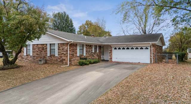Photo of 1869 Surrey Dr, Pryor, OK 74361