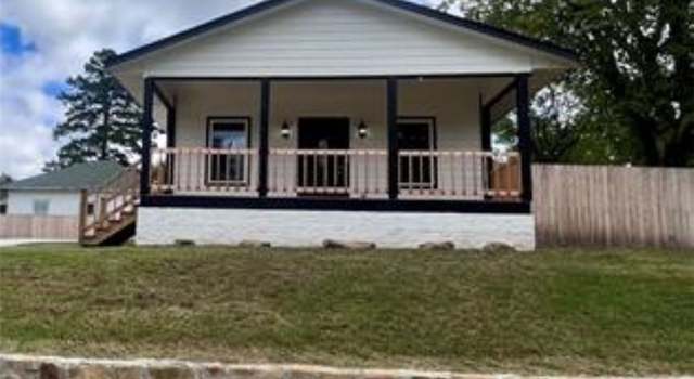 Photo of 705 S Muskogee Ave, Okmulgee, OK 74447