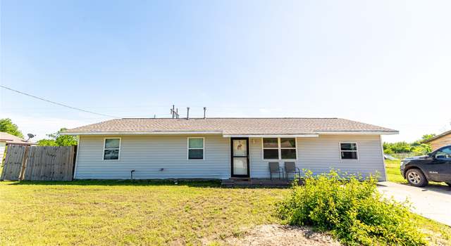 Photo of 115 Mose Yellowhorse St, Pawnee, OK 74058