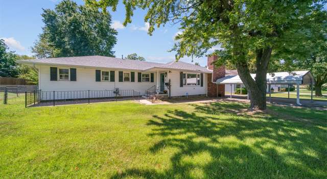 Photo of 717 W Clyde Ave, Vinita, OK 74301