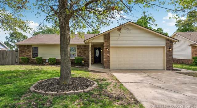 Photo of 12212 E 81st Pl N, Owasso, OK 74055