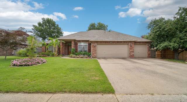 Photo of 2109 W Waco St, Broken Arrow, OK 74011