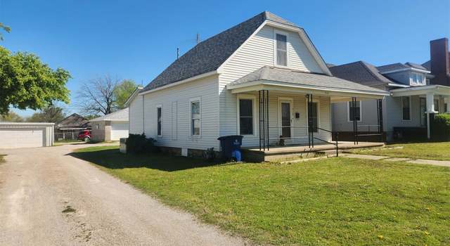Photo of 418 W Delaware Ave, Nowata, OK 74048