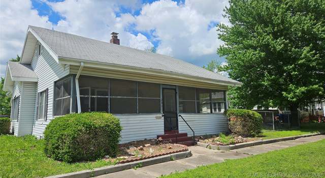 Photo of 201 C St NE, Miami, OK 74354