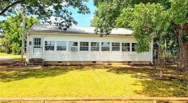 Photo of 509 E Highway Hwy, Wetumka, OK 74883