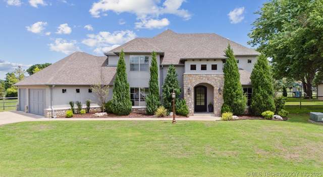 Photo of 18319 E Red Fox Trl, Owasso, OK 74055
