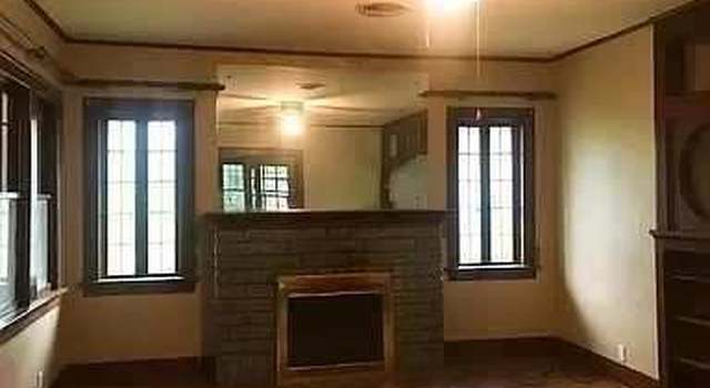 Photo of 352 N Pine St, Nowata, OK 74048