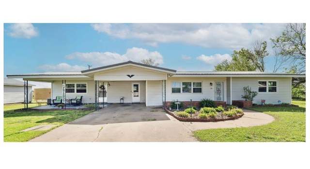 Photo of 904 N Morningside Dr, Vinita, OK 74301
