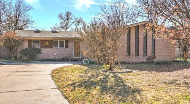 Photo of 709 W Boston Pl, Broken Arrow, OK 74012