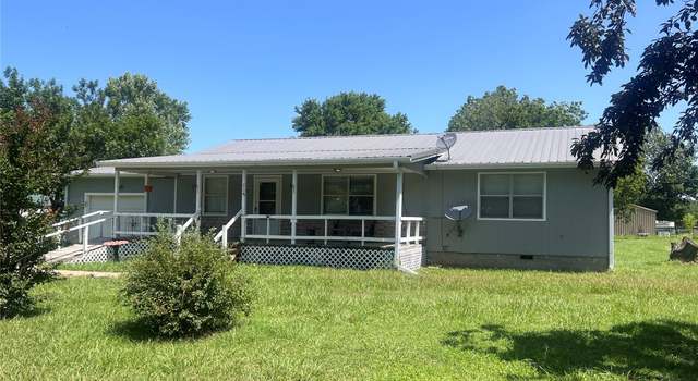 Photo of 718 6th St, Kiowa, OK 74553
